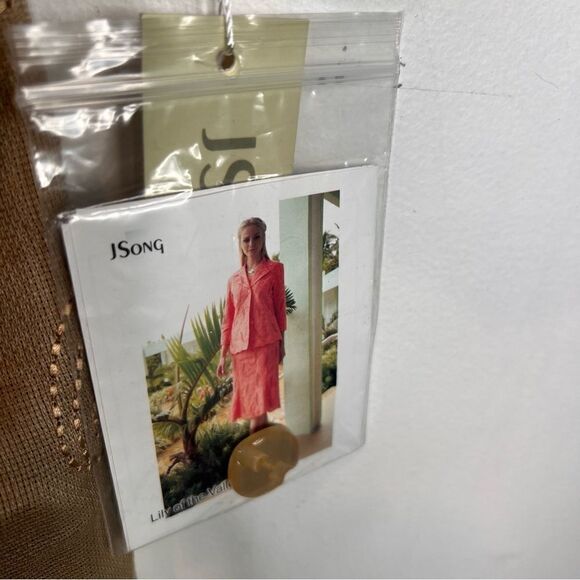 JSong collection linen embroidered new with tags high low - Picture 9 of 14